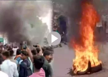 বিক্ষোভের জেরে বাতিল ২২ টি ট্রেন, জেনে নিন কোন কোন ট্রেন বাতিল হল