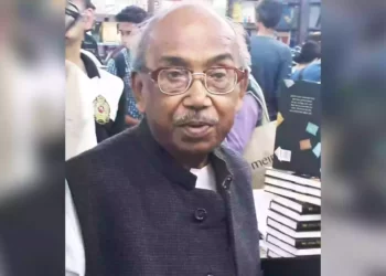 অসুস্থ হয়ে হাসপাতালে ভর্তি পরিচালক তরুন মজুমদার