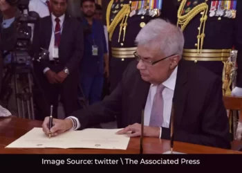 নতুন রাষ্ট্রপতির পর দেশ পেল নতুন প্রধানমন্ত্রী