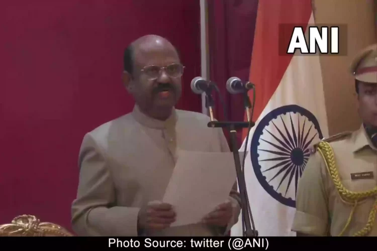 Dr-CV-Ananda-Bose-takes-oath-as-the-Governor-of-West-Bengal-in-Kolkata