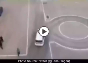 Driver-license-exam-station-in-China