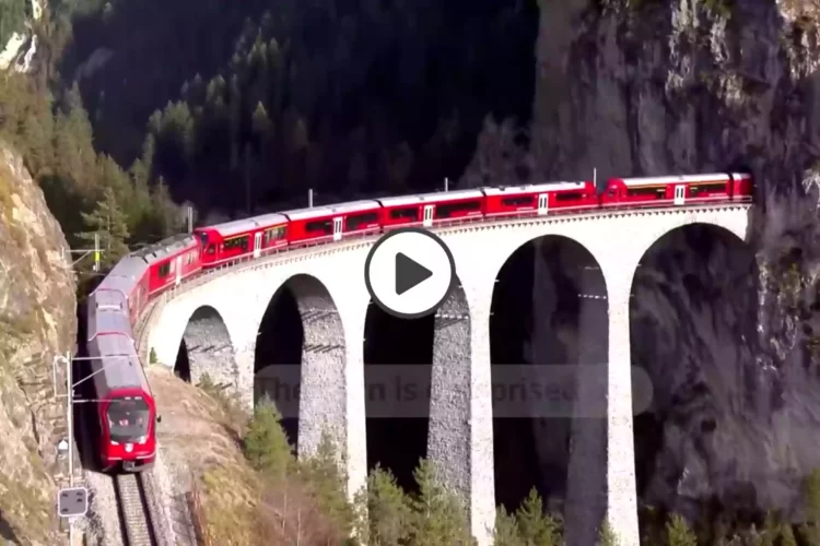 a-swiss-train-the-worlds-longest-by-the-Guinness-World-Records